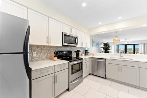 Prepare some meals in this gorgeous kitchen!