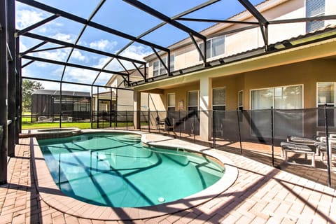 Kissimmee Vacation Rental | 6BR | 4BA | 2,812 Sq Ft | Step-Free Entry
