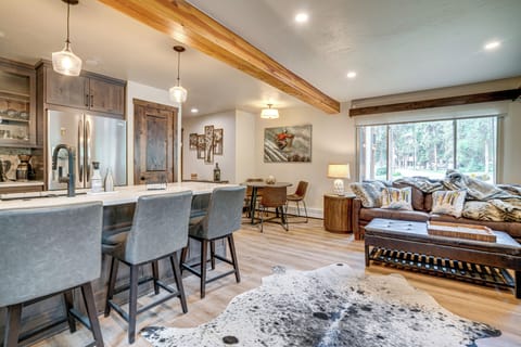 Breckenridge Vacation Rental | 2BR | 2BA | 2 Steps Required | 1,000 Sq Ft