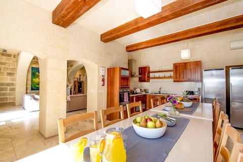 Dining room of Dream by Hamlet Gozo holiday rental