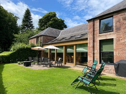Kinblehtmont Coach House exterior