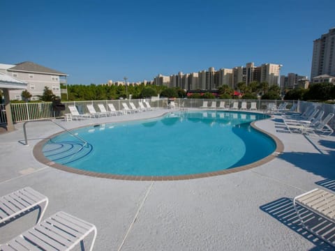 Outdoor Pool-Romar Lakes 301E-Orange Beach, AL