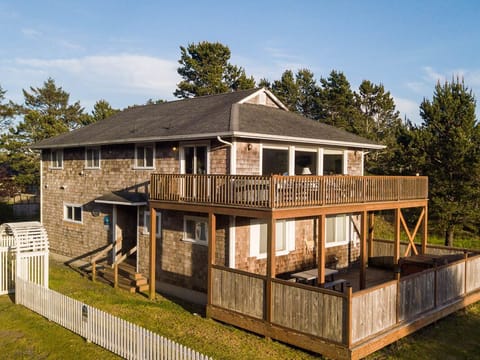 45th Place Beach House managed by Bloomer Estates Vacation Rentals