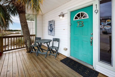 19 Gulf Breeze Court