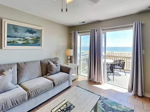 Living Room - Ocean Views, Balcony Access