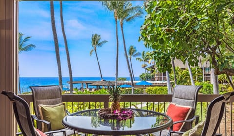 Your Waterfront Table Awaits !