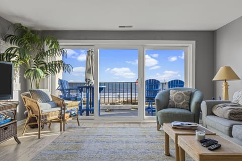 Oceanfront Living Area