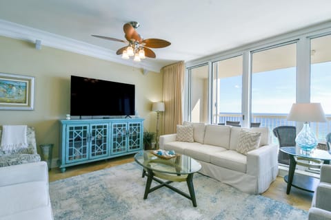 Silver Beach Towers West 903 - Living Area
