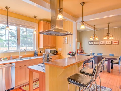 Main house Kitchen with extra seating at the island