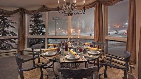 Dining Area, Main Level - With slope view.