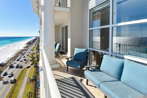 Majestic Sun 1106A -  Two Balconies