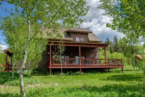 West of West Lodge is in a woodsy vacation home neighborhood about 8 miles from West Yellowstone, which is the West entrance to Yellowstone National Park.