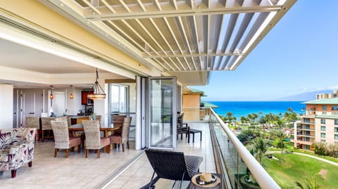 Aloha from Hokulani 836! Prepare to be dazzled by the remarkable ocean views 