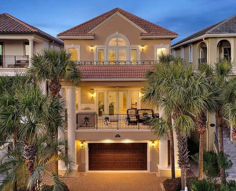 Costa del Mar - Destiny by the Sea - Exterior