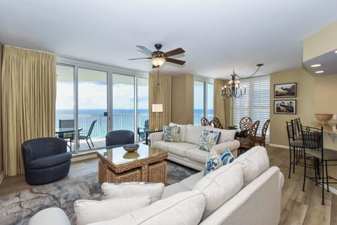 Silver Beach Towers West 1406 - Open Living Area