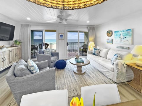 Endless Waves 208 ES | Living Area