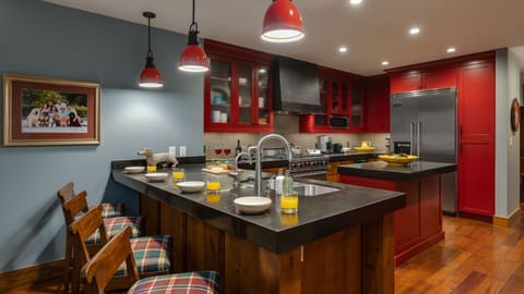 Kitchen, Main Level - with breakfast bar seating