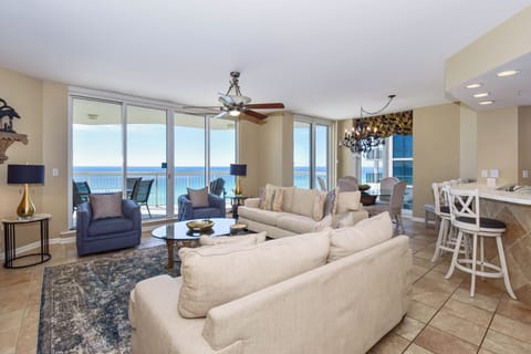 Silver Beach Towers West 806 - Open Living Area