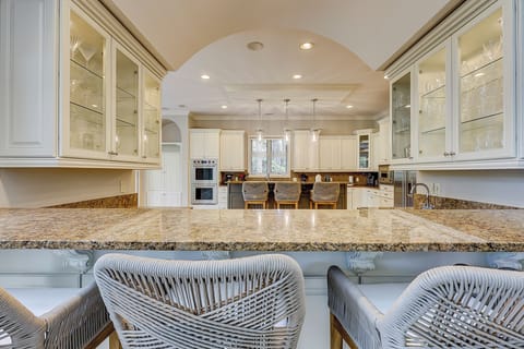 Wet Bar & Prep Station