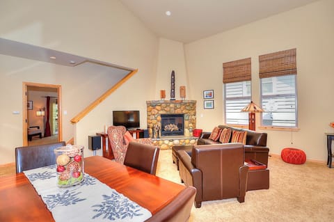 Dining Room and Living Room: Wintercreek Mountain Delight