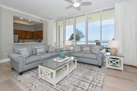 Silver Beach Towers West 202 - Living Area