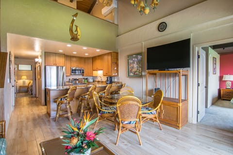 Spacious main living and dining area