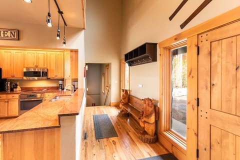 Entrance into Trout Creek Lodge