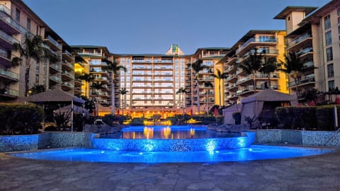 Unforgettable views from the infinity pool fronting the Hokulani Tower