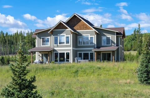 Welcome to Willows at Grand Park 160