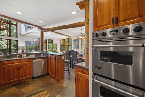 1.02-pine-meadows-138-