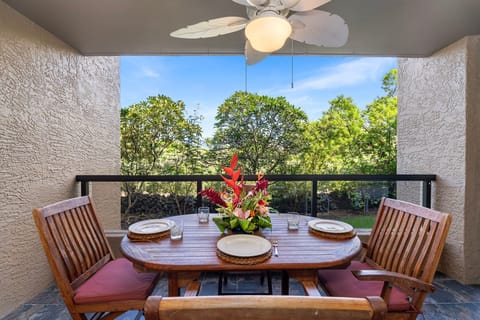 Welcome to Kona Pacific C319 – Your Tranquil Oasis in Downtown Kailua Kona!