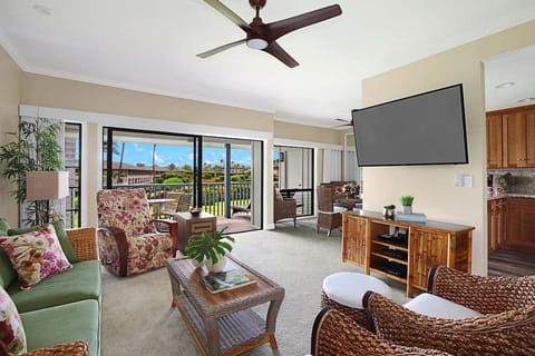 Poipu Sands 423 Living Room
