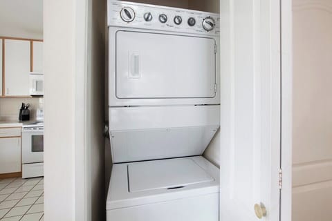Regency  524 Washer & Dryer