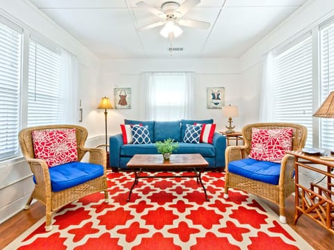 Welcome To Little House!