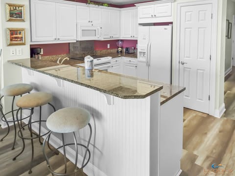 Summer Place #307 Kitchen