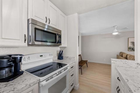 Gully stocked kitchen for all your vacation cooking needs