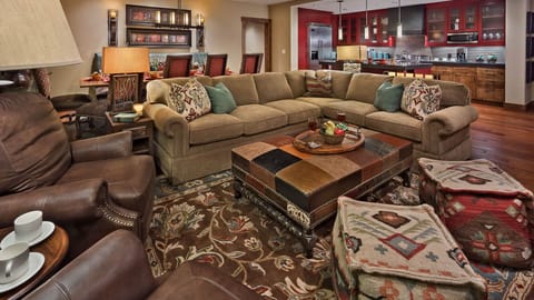 Great Room, Main Level - Sectional seating area