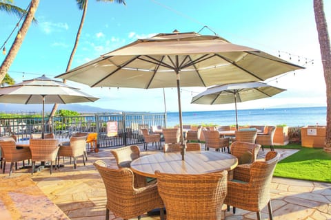 Kihei Sands B14 Patio - BBQ dinner on one of our grills, then enjoy a quiet evening on our communal patio.