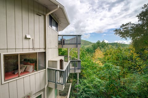 Welcome to Hangin' Round—a unique rondette-style home just beyond the iconic stone arches of Montreat!
