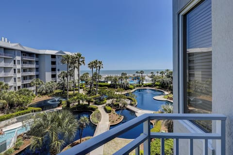 1305 Seacrest - The Vacation Company