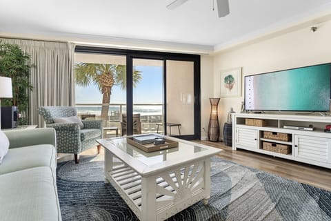 Beach & Pool Views