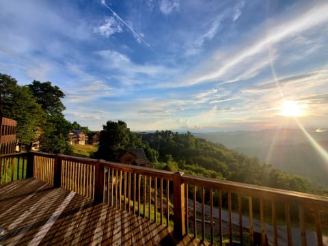Dramatic Skies and Long Range Views Year-Round