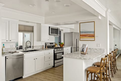 1086-Neptune-Pixer-Pros-San-Diego-Real-Estate-Photography-10