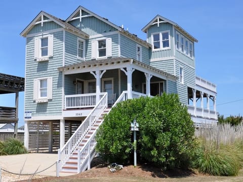 JR369: Point Of Views NC |  Front Exterior