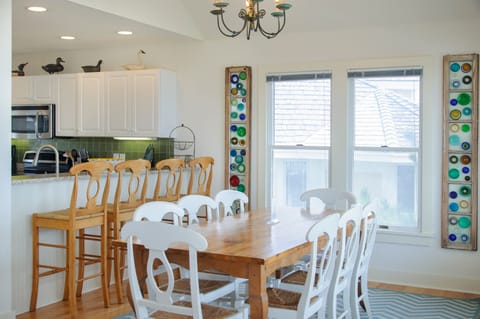 SG3: Links End | Top Level Dining