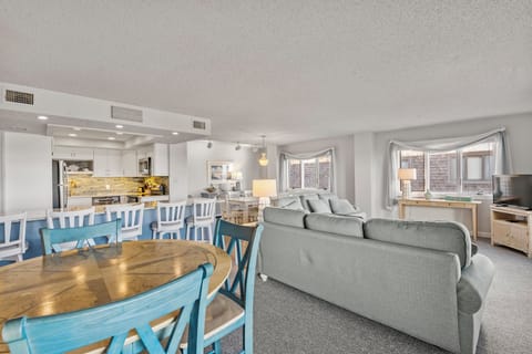 H204S: Heron Cove 204S | Overview