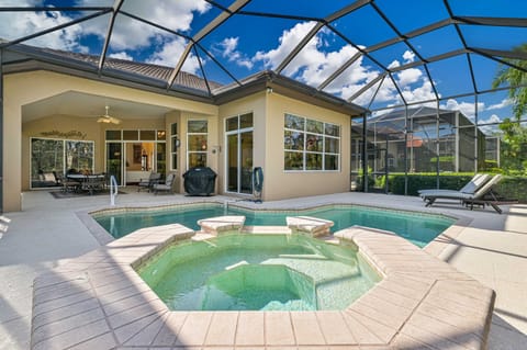 GR12597 - Private, heated pool & spa with screened in pool area