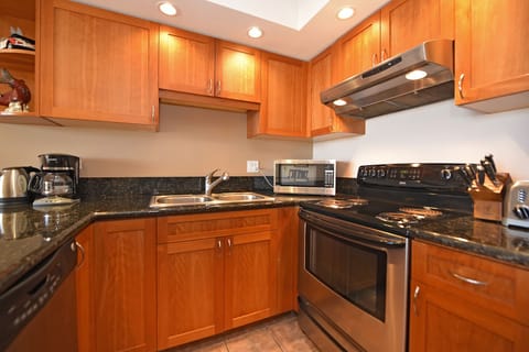 Our kitchen is well stocked, just bring in your favorite foods and spices