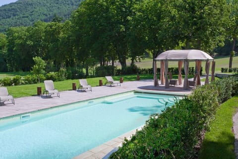 Swimming Pool, Property, Building, Real Estate, Estate, House, Leisure, Villa, Grass, Resort