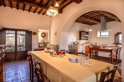 Common Room, Kitchen